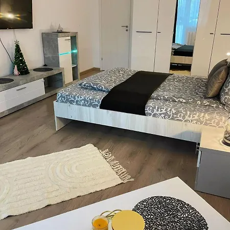 Apartment Vivamusapartmentsbv Brasov